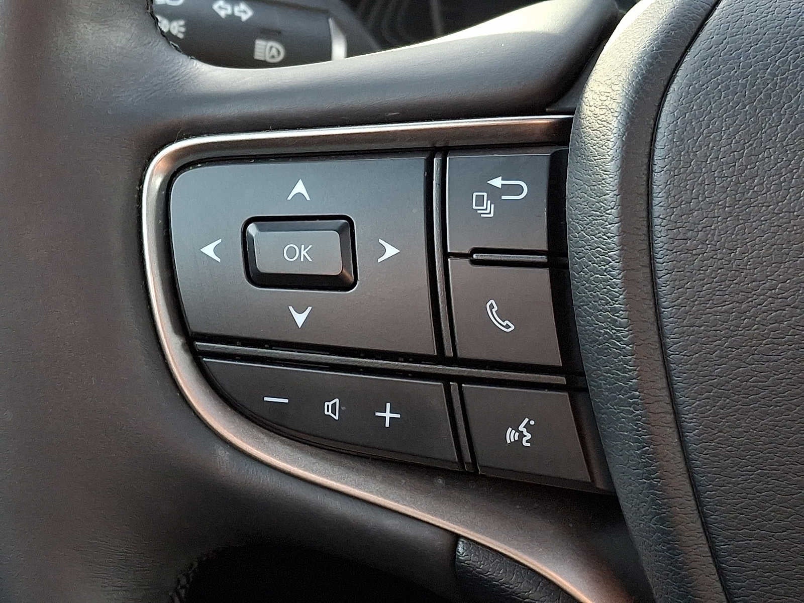 2023 Lexus UX Premium