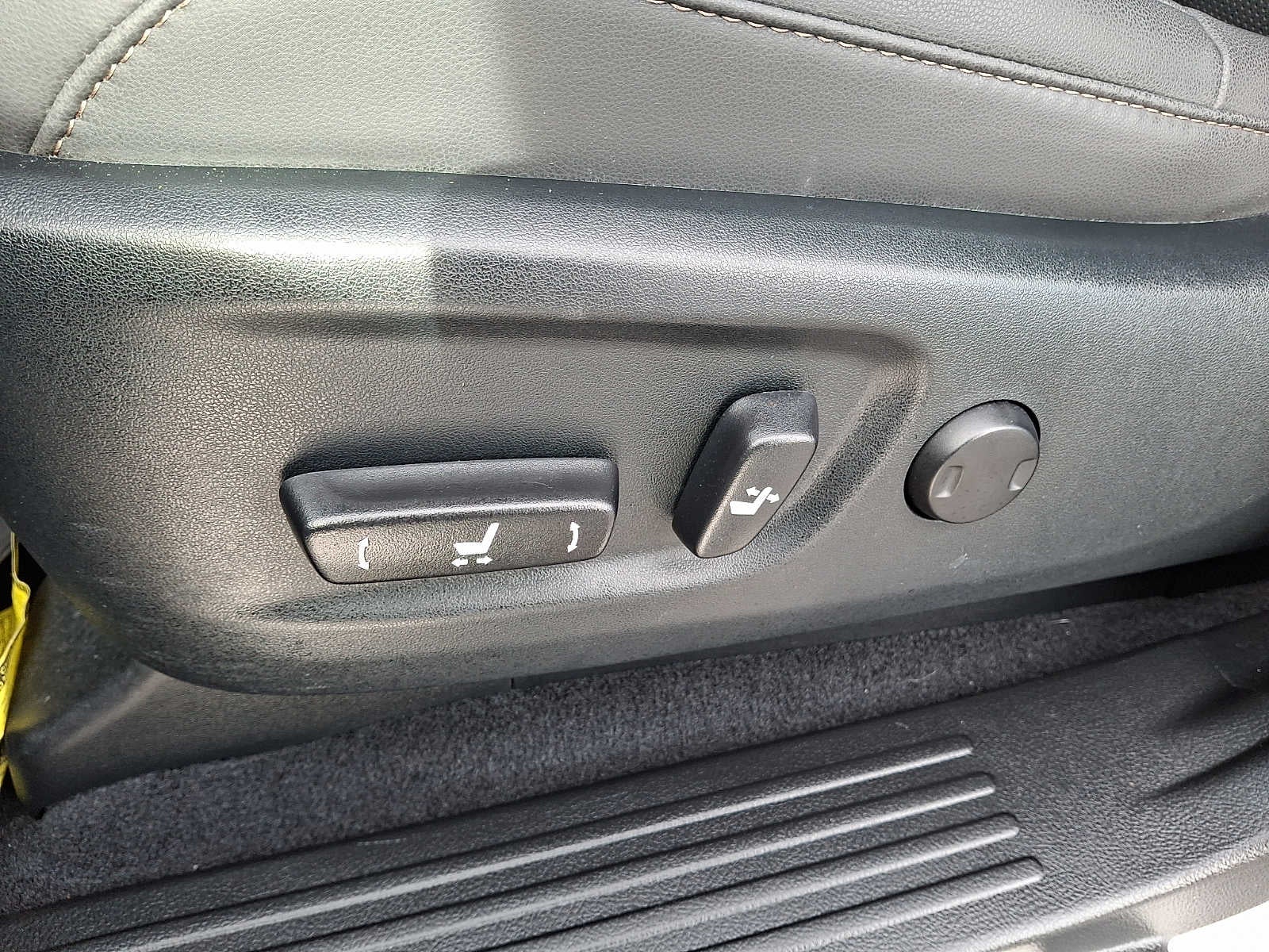 2023 Lexus GX Premium