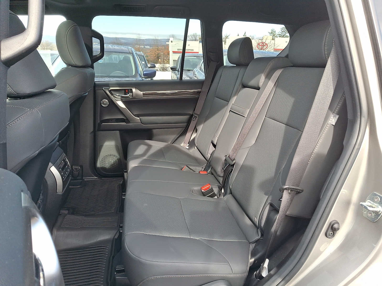 2023 Lexus GX Premium