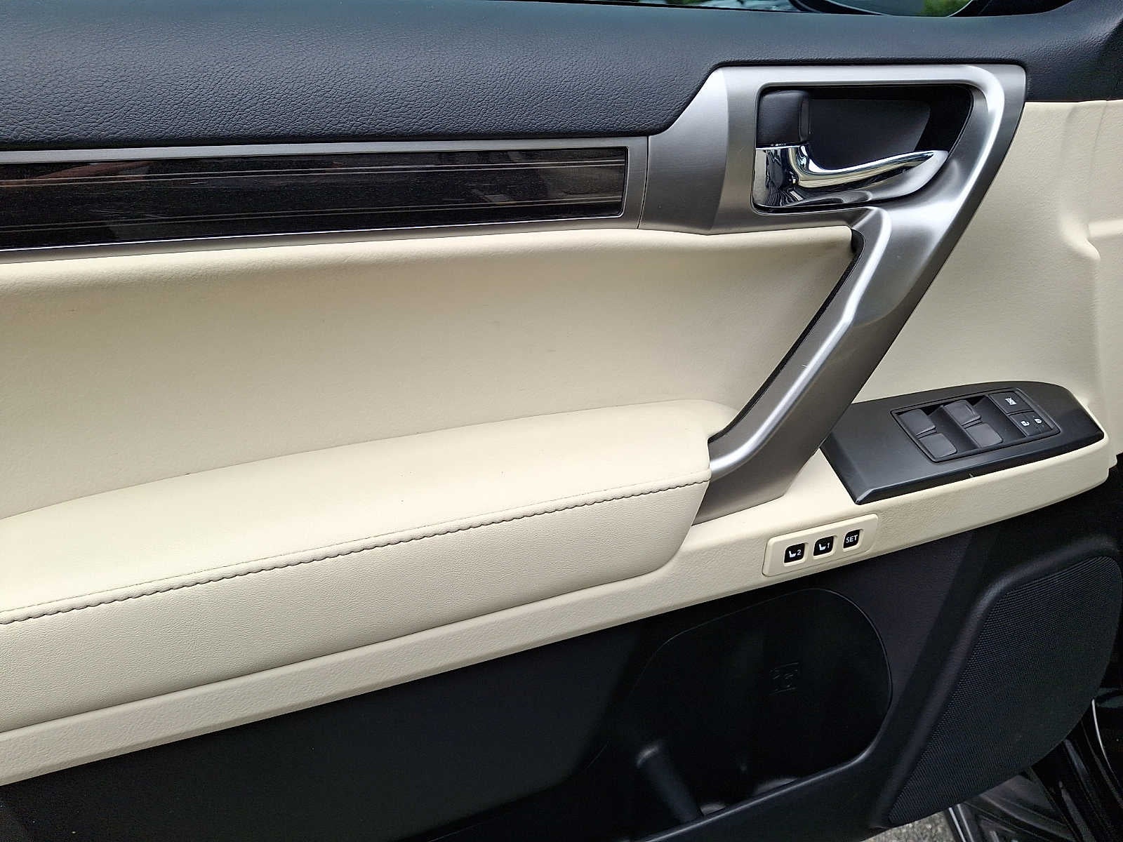 2023 Lexus GX 460 Premium