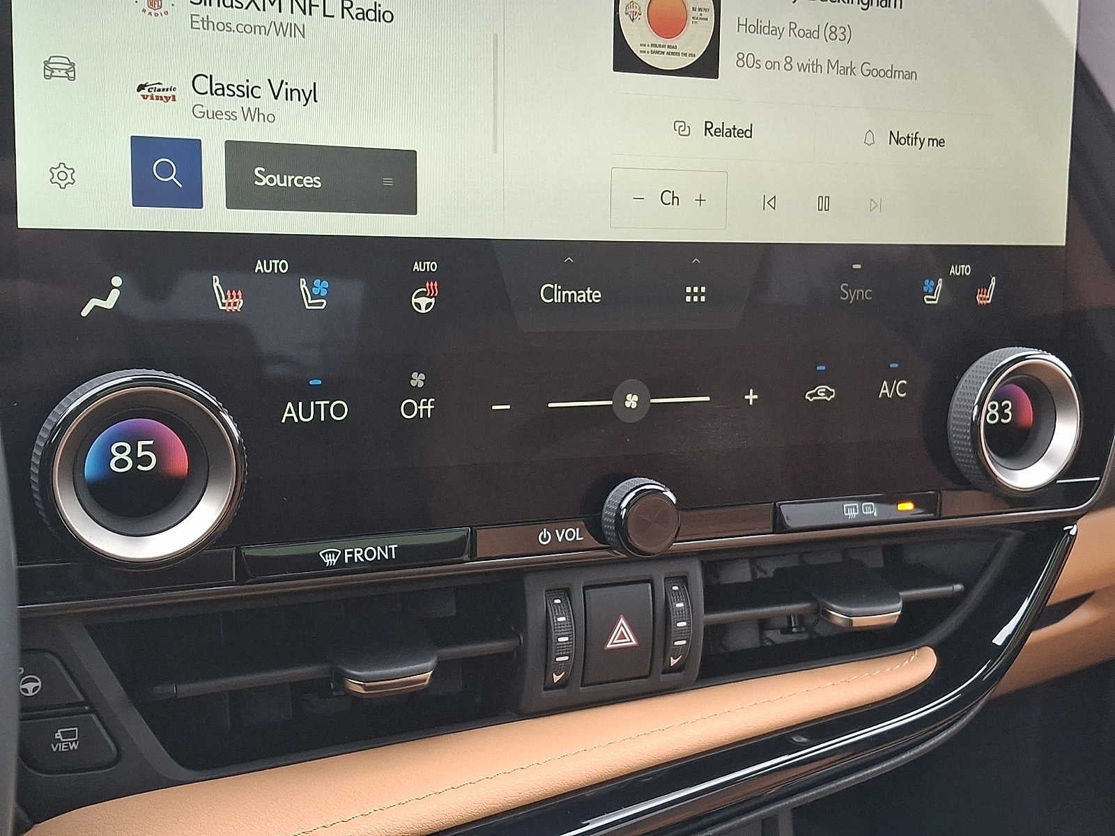 2025 Lexus NX NX 450h+ Luxury AWD