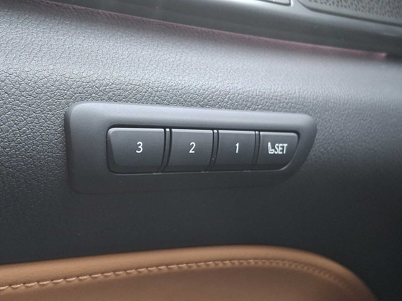 2025 Lexus NX NX 450h+ Luxury AWD