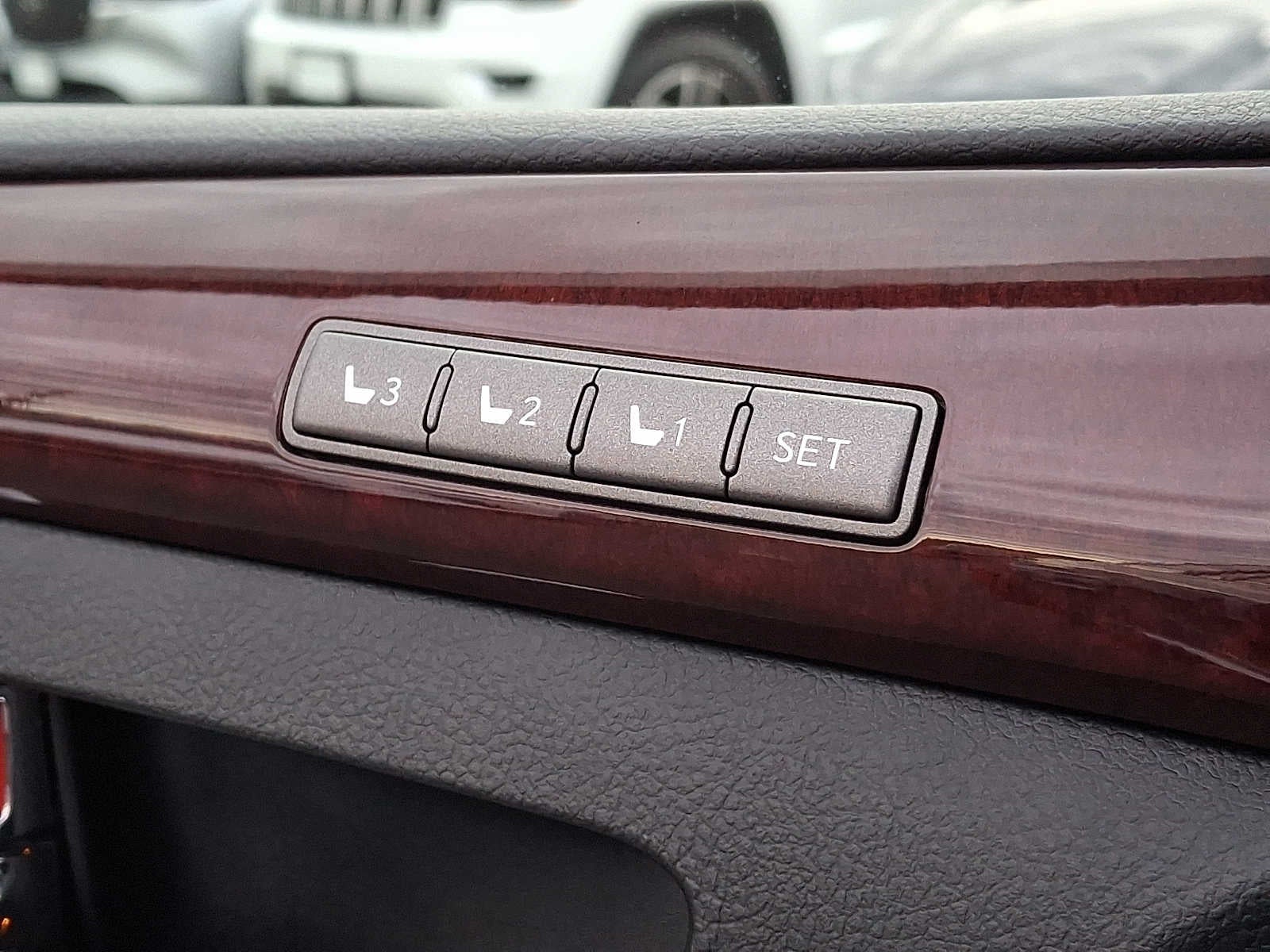 2014 Lexus LX 570 4WD 4dr
