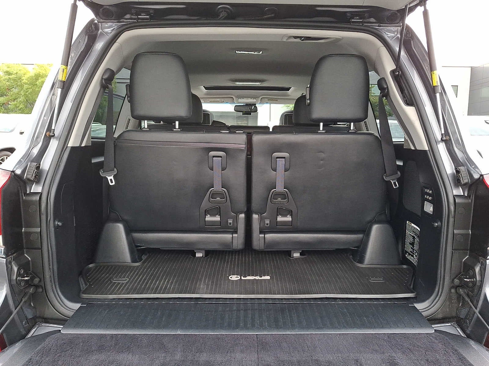 2014 Lexus LX 570 4WD 4dr