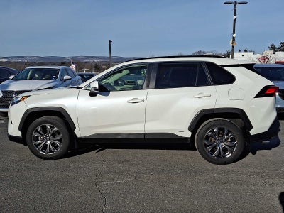 2022 Toyota RAV4 Hybrid XLE Premium