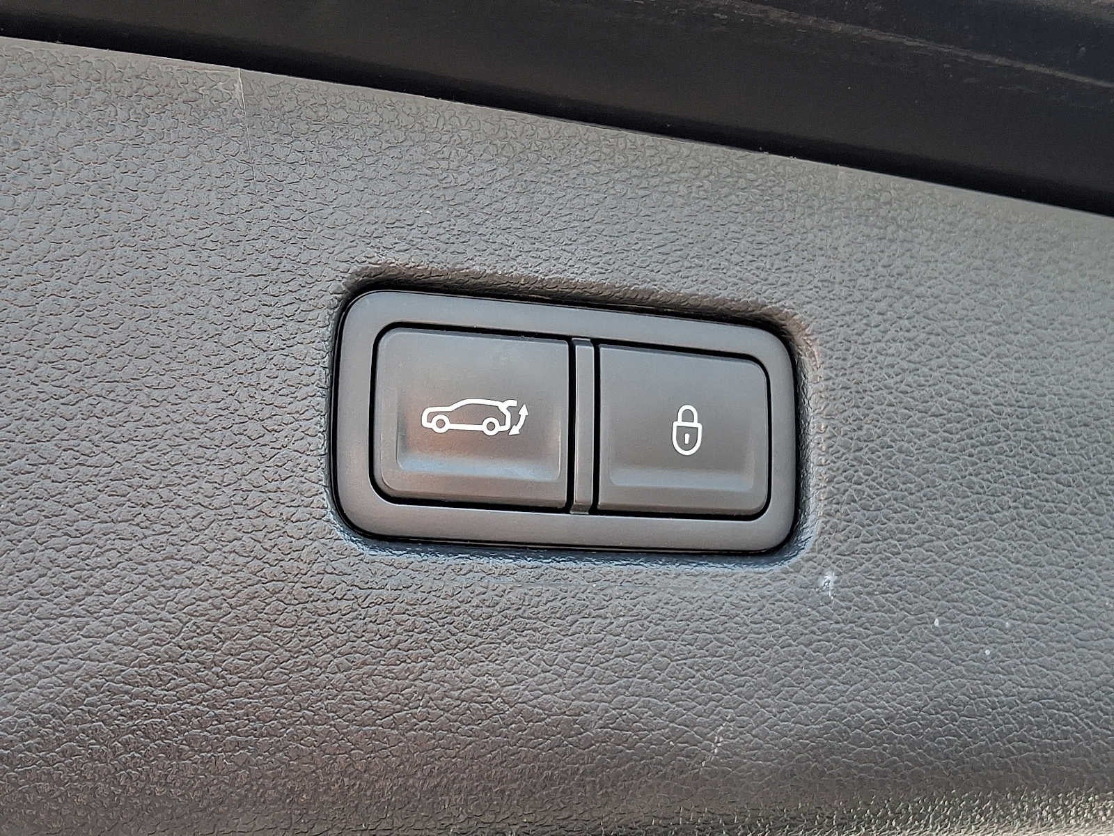 2023 Genesis GV80 Advanced +