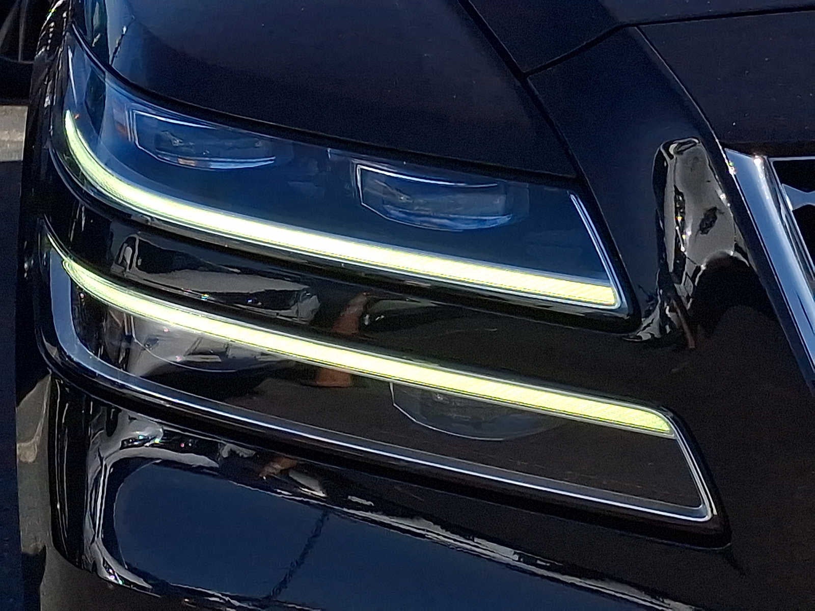 2023 Genesis GV80 Advanced +