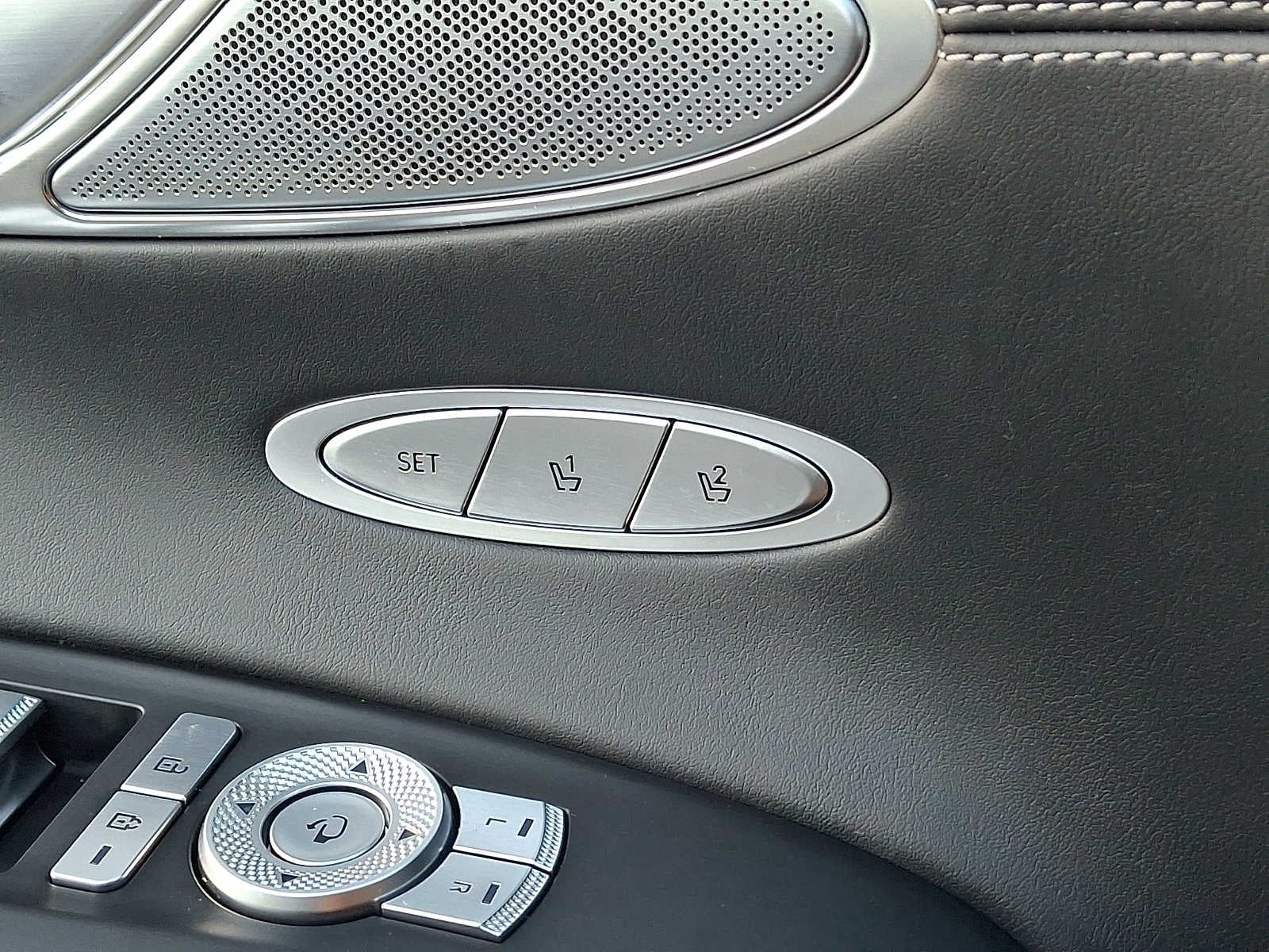 2022 Genesis GV70 2.5T
