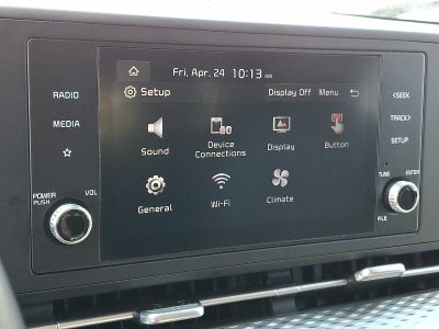 2024 Kia Carnival LX