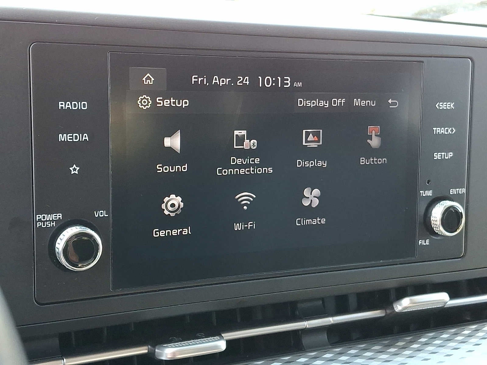 2024 Kia Carnival LX