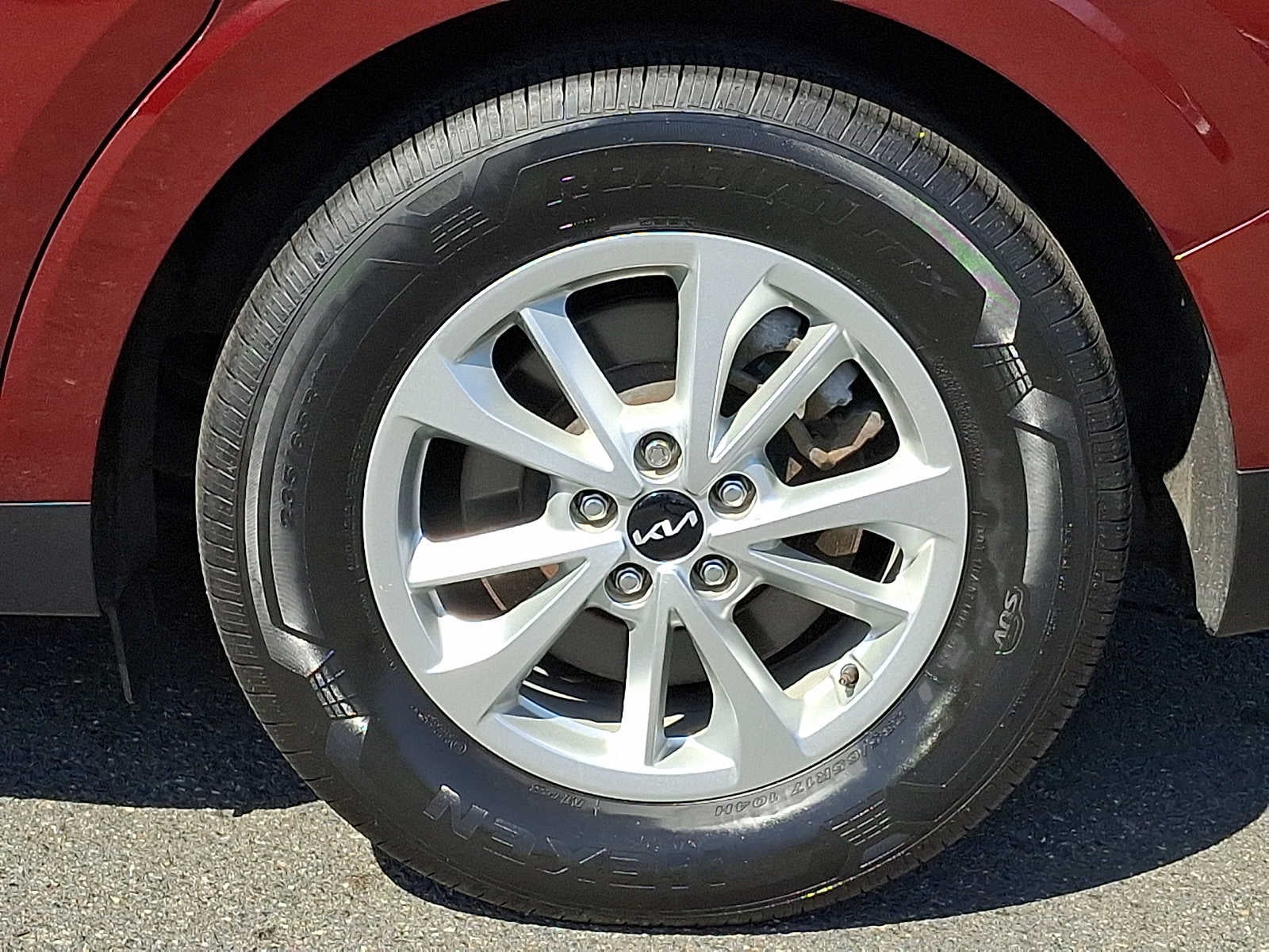 2024 Kia Carnival LX