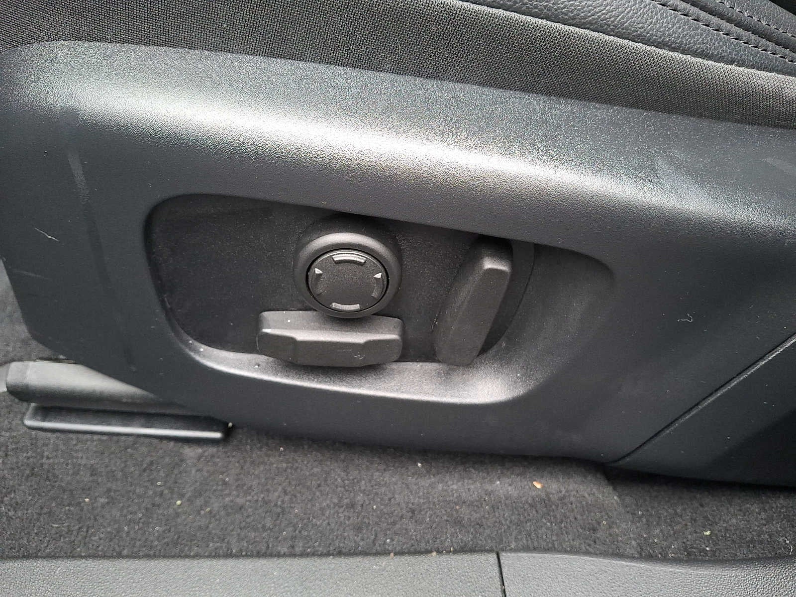 2024 Land Rover Range Rover Evoque Core S