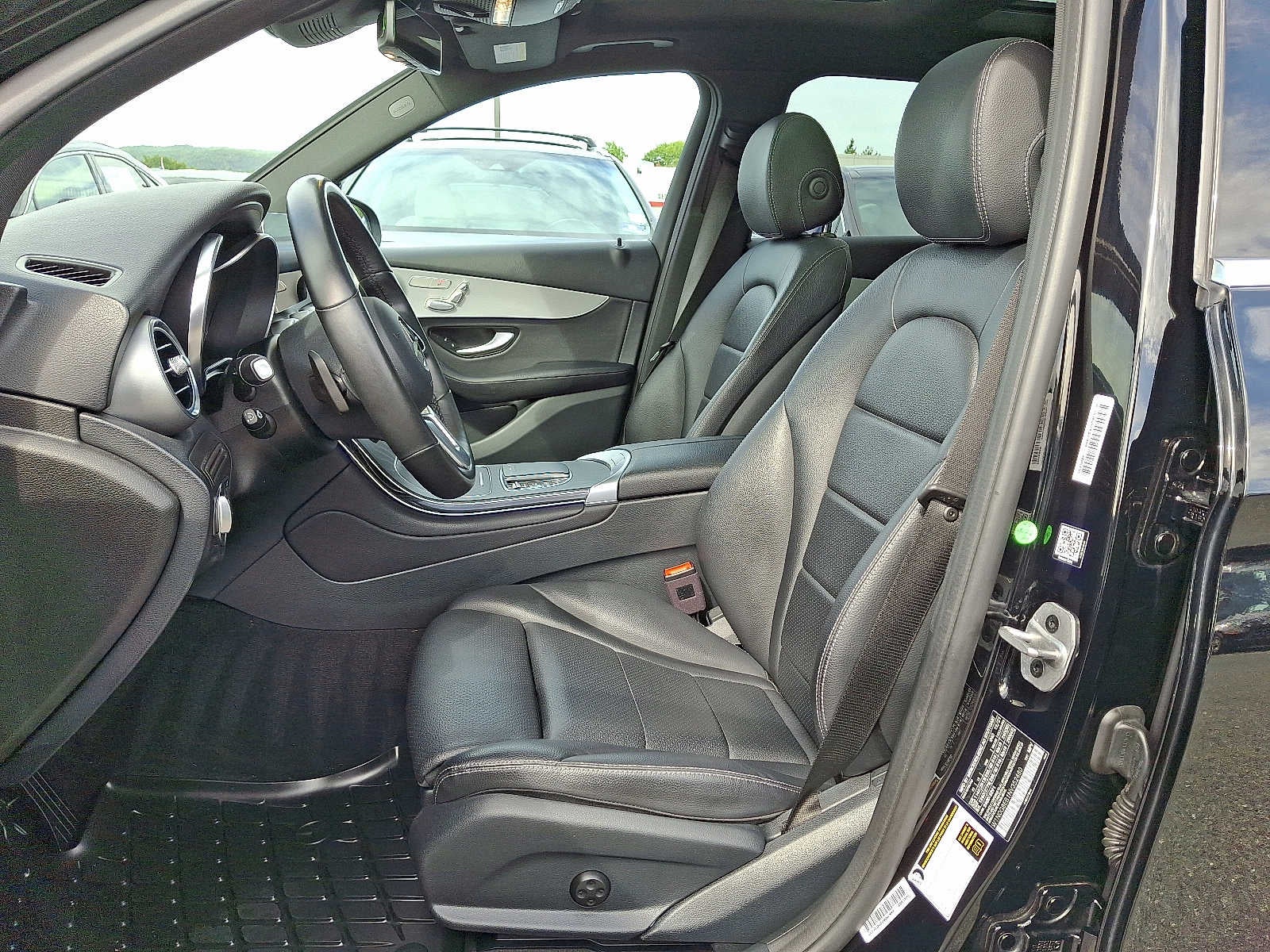 2022 Mercedes-Benz GLC GLC 300