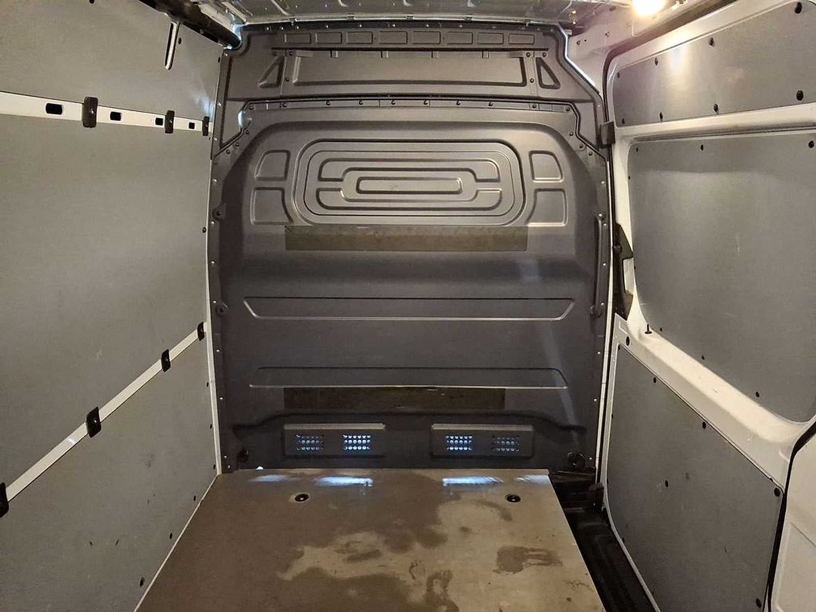 2025 Mercedes-Benz Sprinter 2500 Standard Roof I4 Diesel 144 RWD