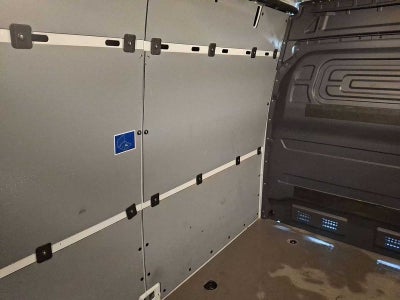 2025 Mercedes-Benz Sprinter 2500 Standard Roof I4 Diesel 144 RWD