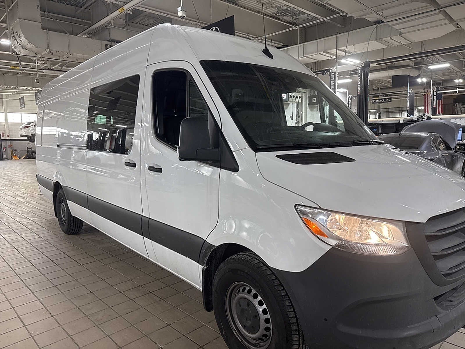 2023 Mercedes-Benz Sprinter 2500 High Roof I4 Diesel HO 170 Extended RWD