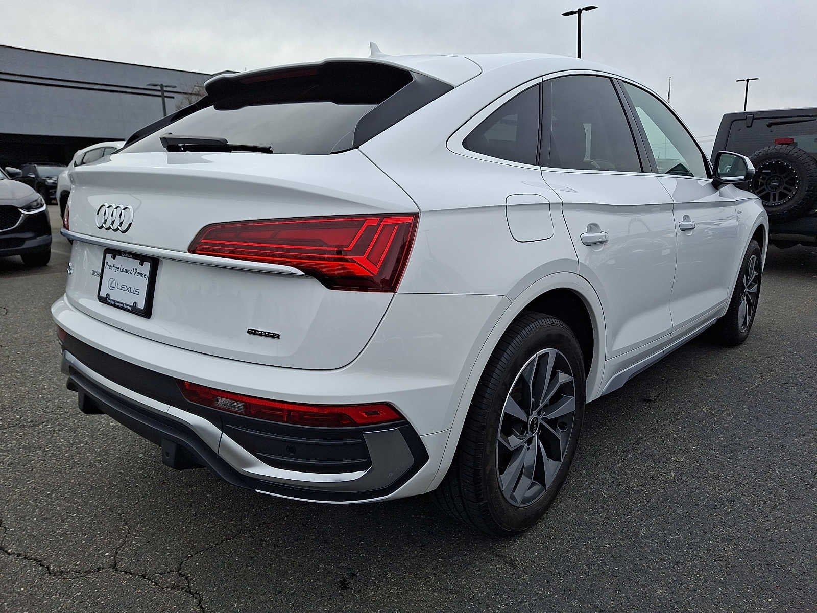 2022 Audi Q5 Sportback S line Premium