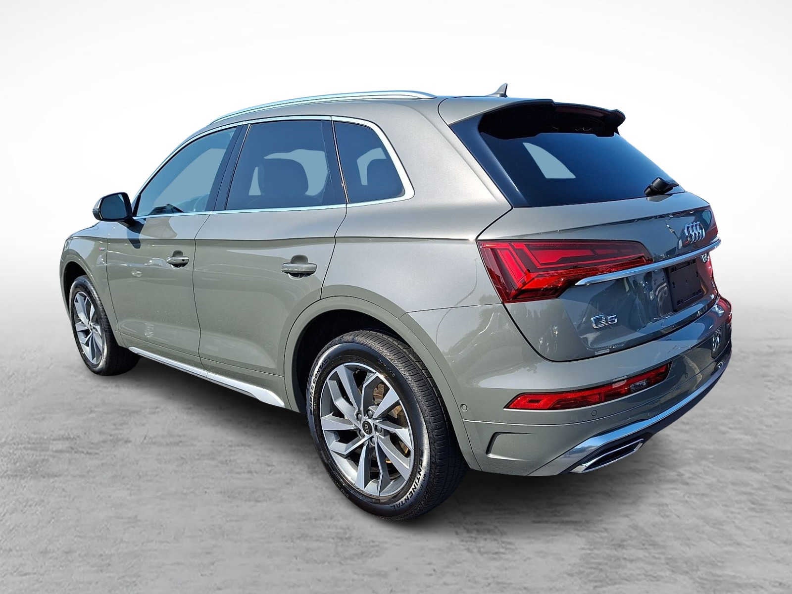 2023 Audi Q5 S line Prestige