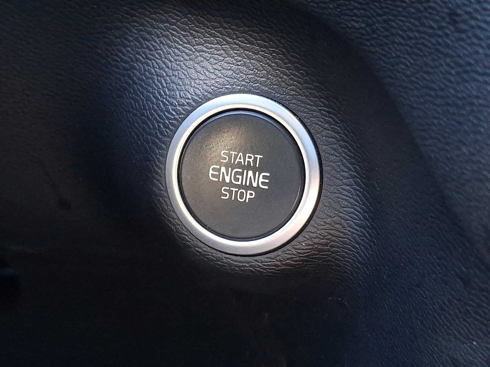 2019 Volvo XC40 Momentum