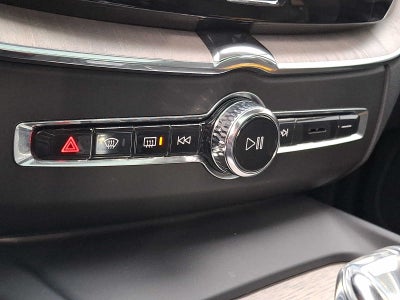 2022 Volvo XC60 Inscription