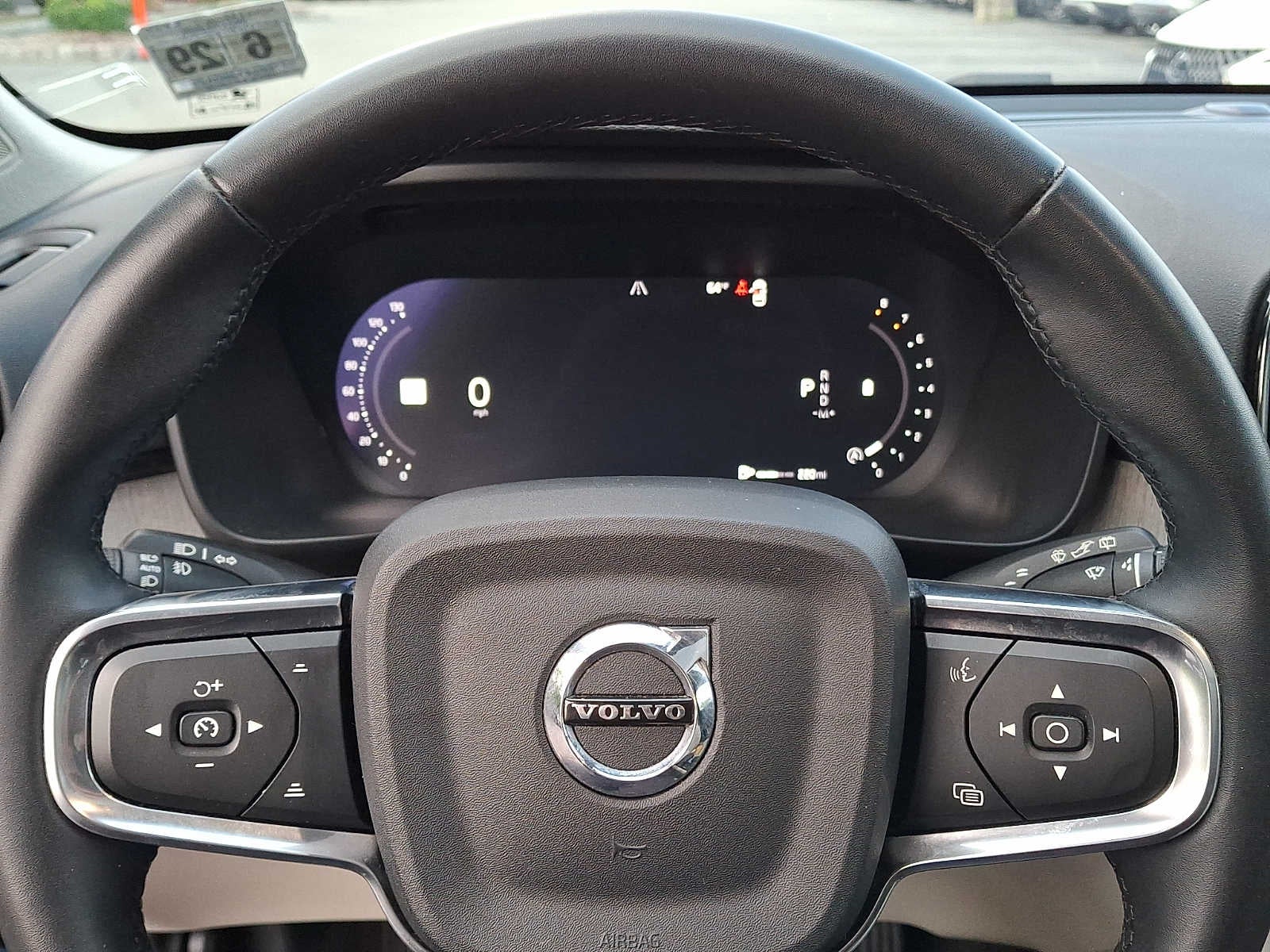 2024 Volvo XC40 Plus Dark Theme